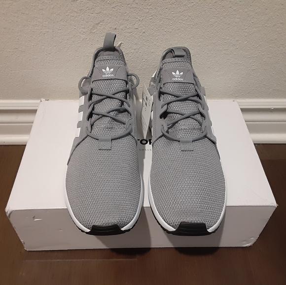 Adidas - Picture 3 of 4